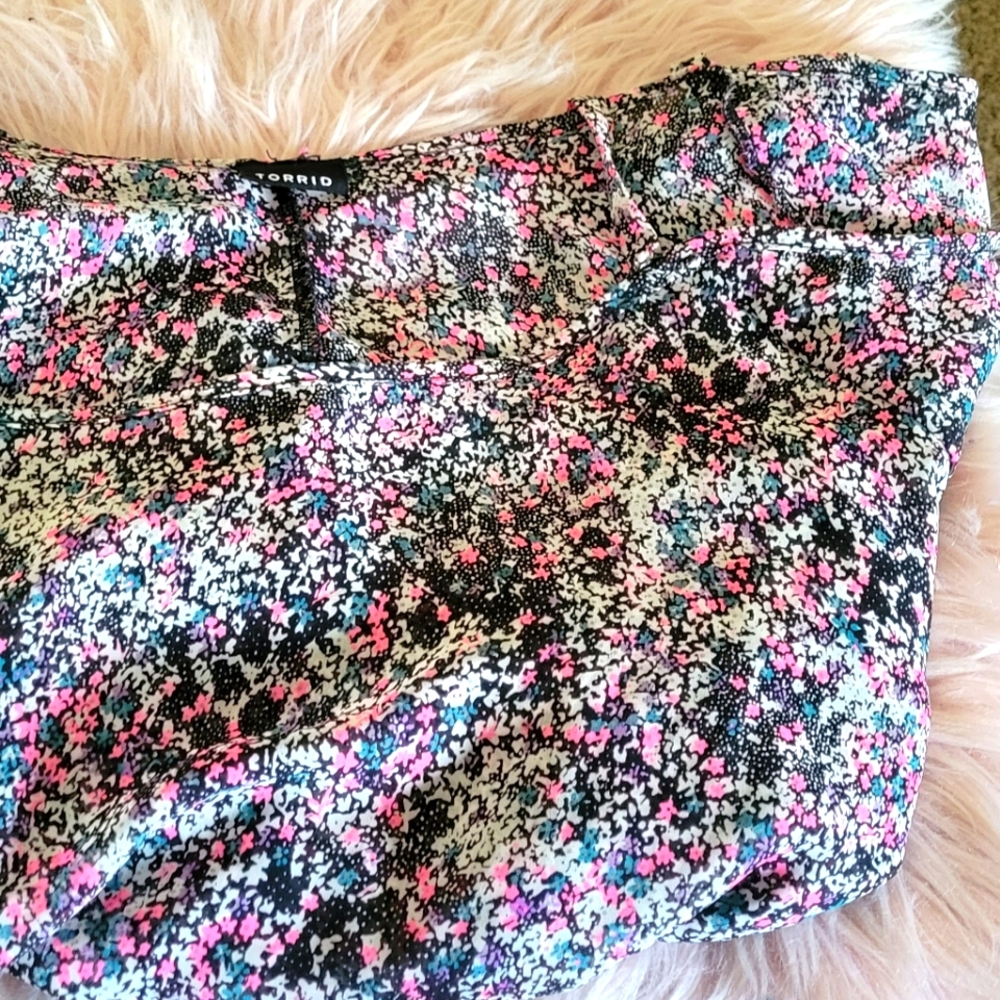 Torrid sheer cold shoulder blouse size 4